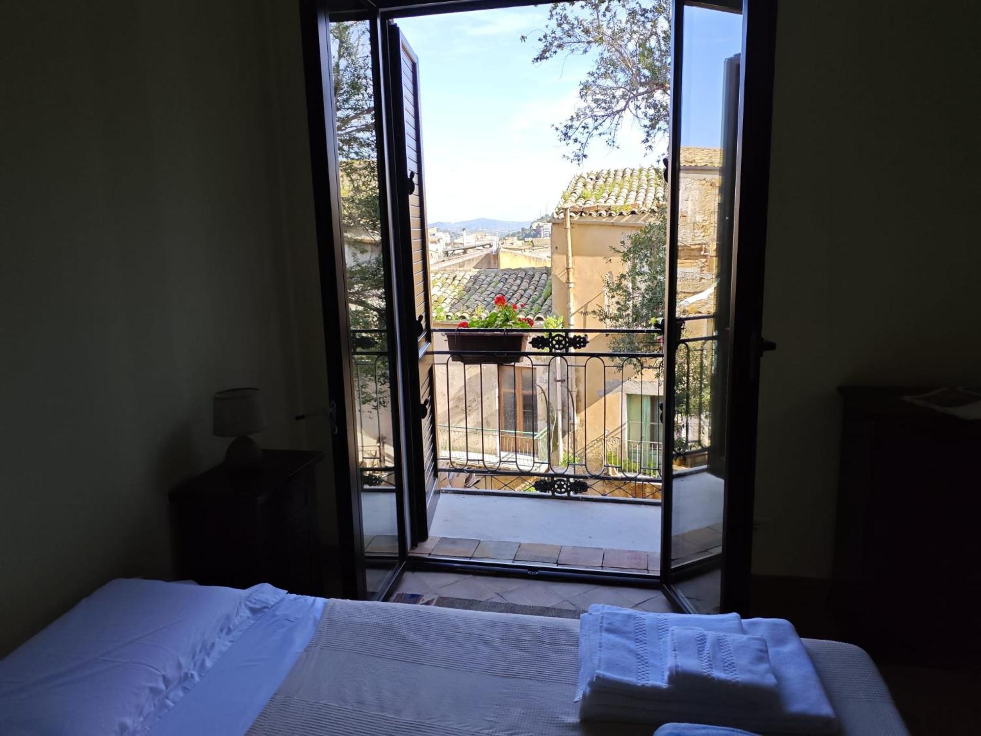 Villa Amoroso - Ospitalita Mediterranea 아그리젠토 외부 사진